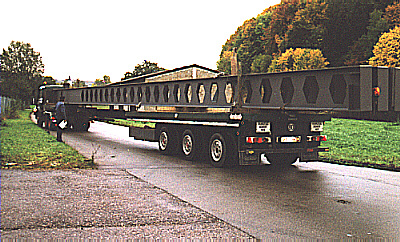 Wabenträger 30 m lang als Dachbinder, Wst. S355J2G3